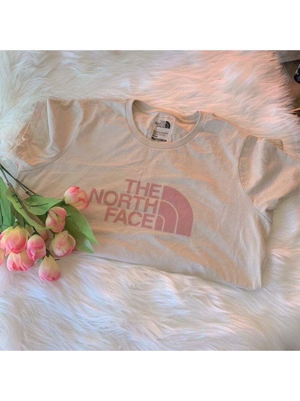 THE NORTH FACE Women's Short Sleeve Cotton Tee - Picture 4 of 4